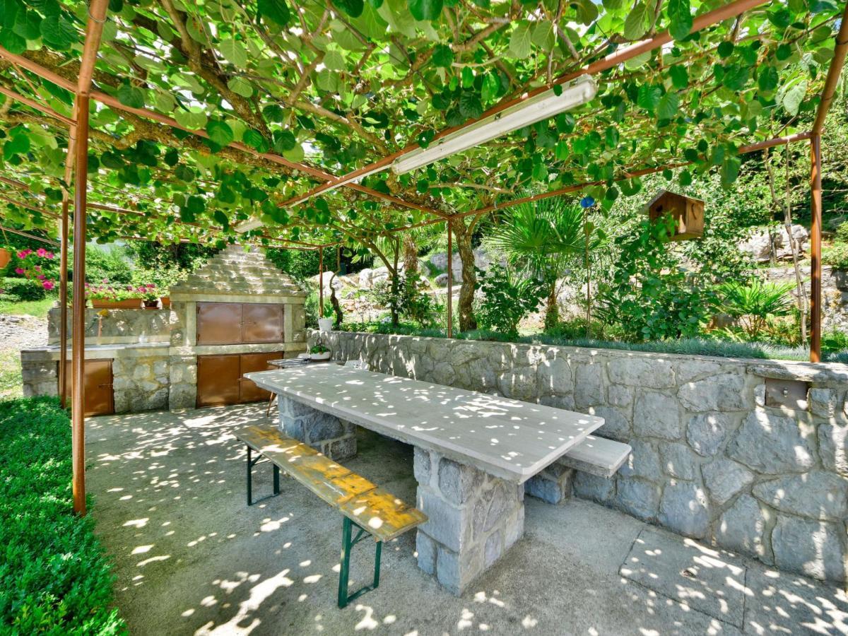 Apartment Nives-2 By Interhome อิตชิชี ภายนอก รูปภาพ