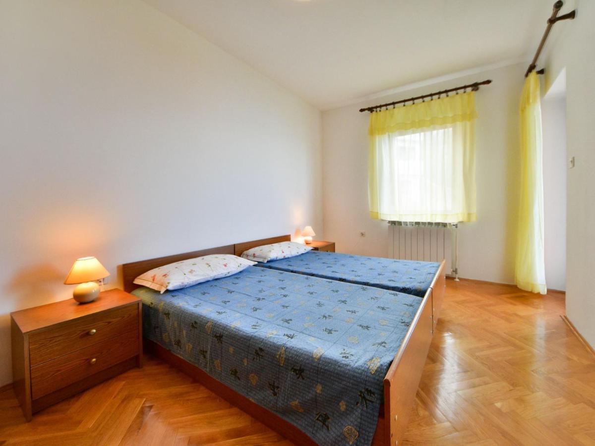 Apartment Nives-2 By Interhome อิตชิชี ภายนอก รูปภาพ